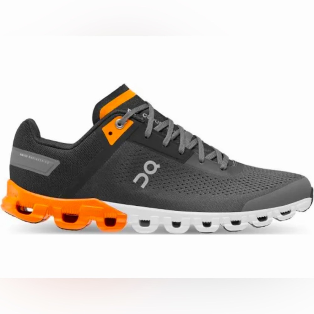 ON Cloudflow NEW. Size 12. Men’s. Black / Turmeric (Orange) New